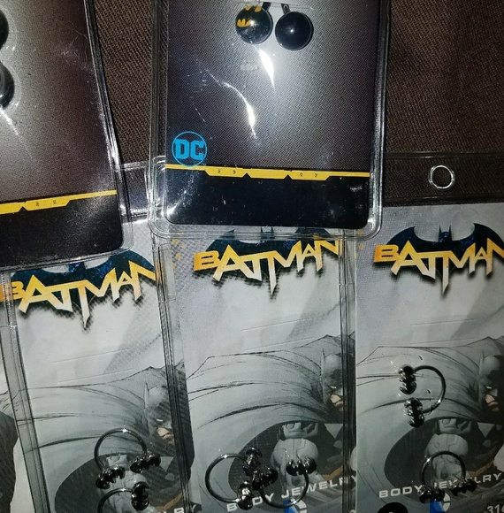 Bundle of 8 packs new Batman body jewelry - Picture 2 of 3